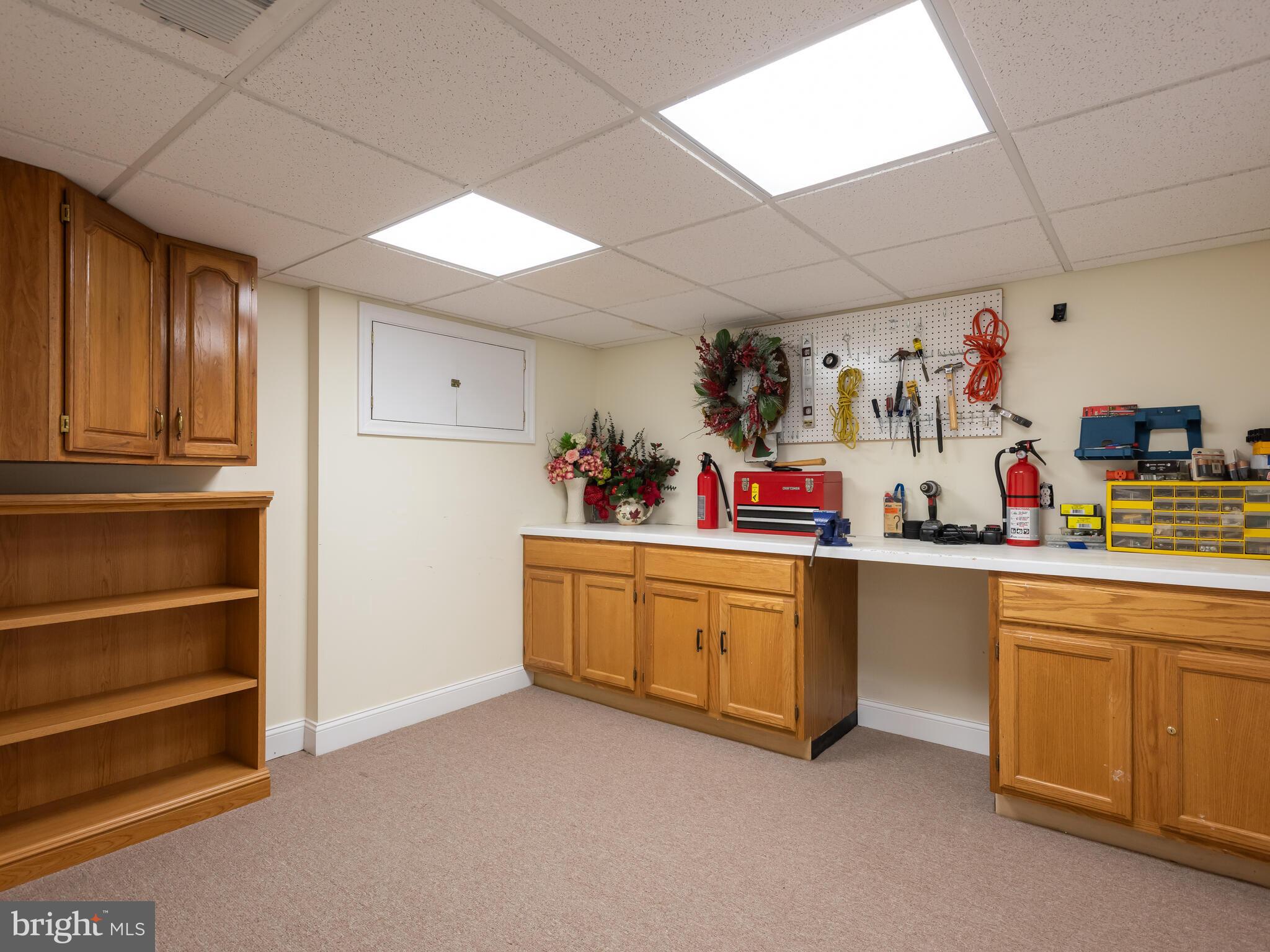 BOW TREE - Residential