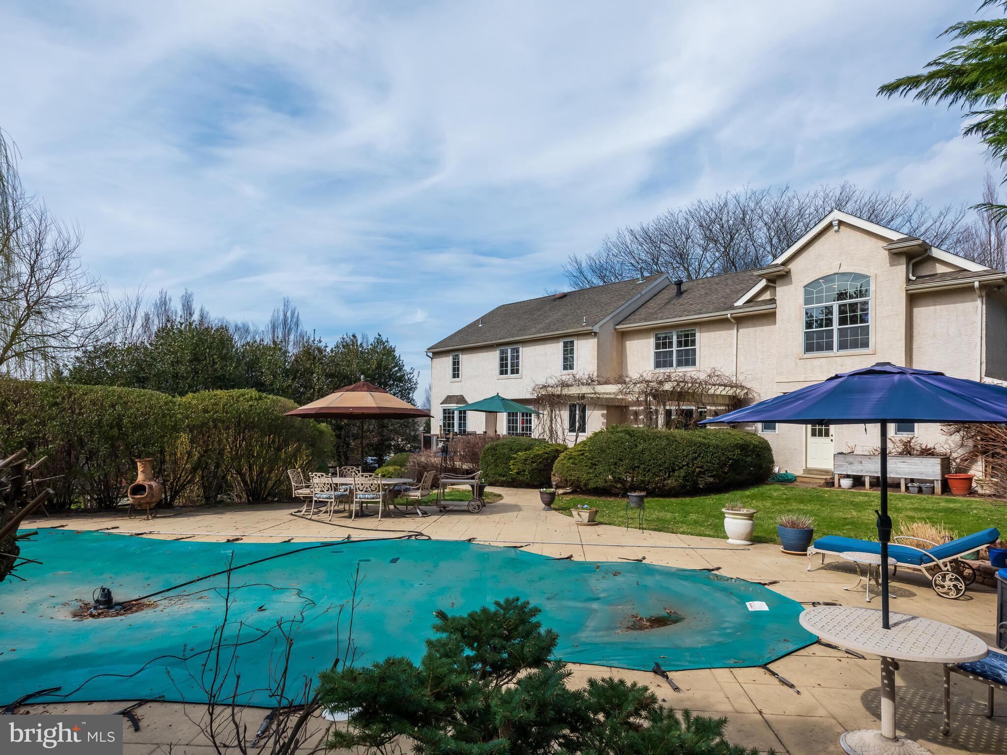 BOW TREE - Residential