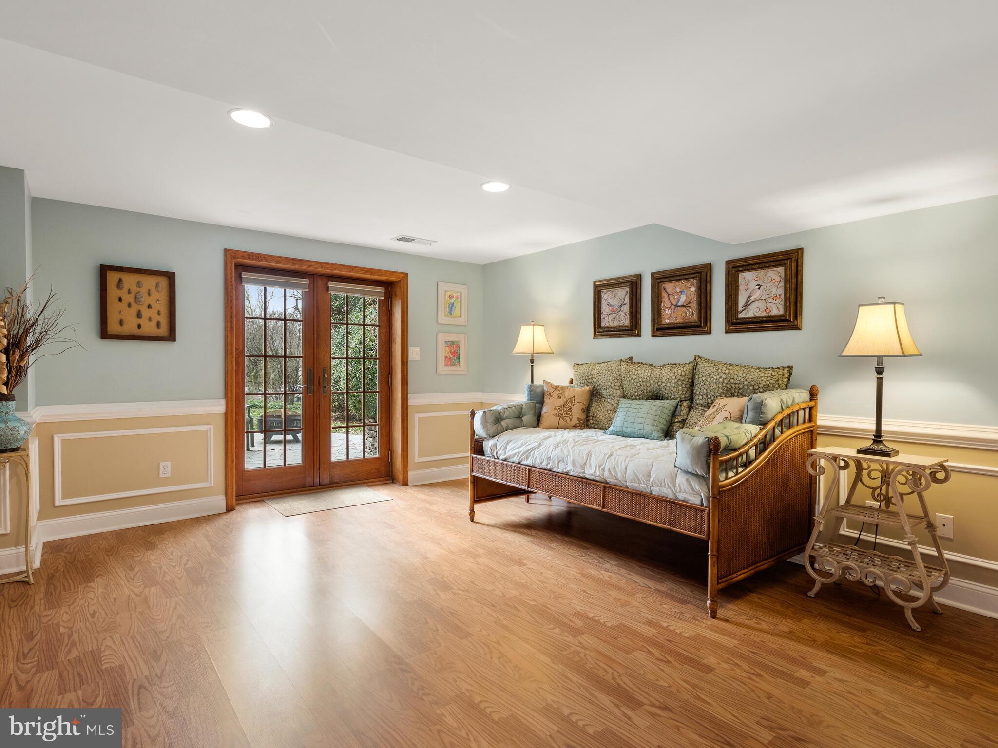 BOW TREE - Residential