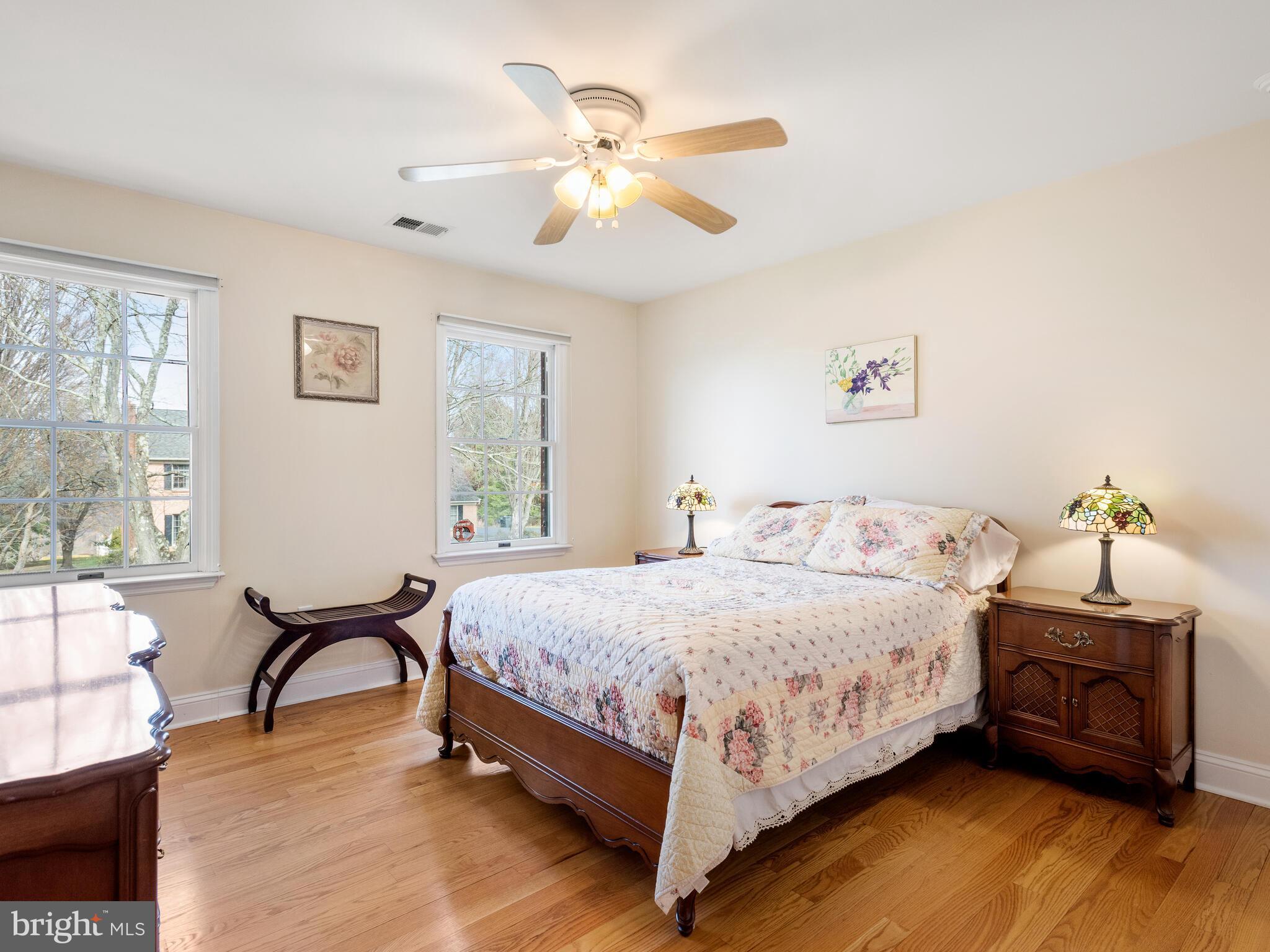 BOW TREE - Residential