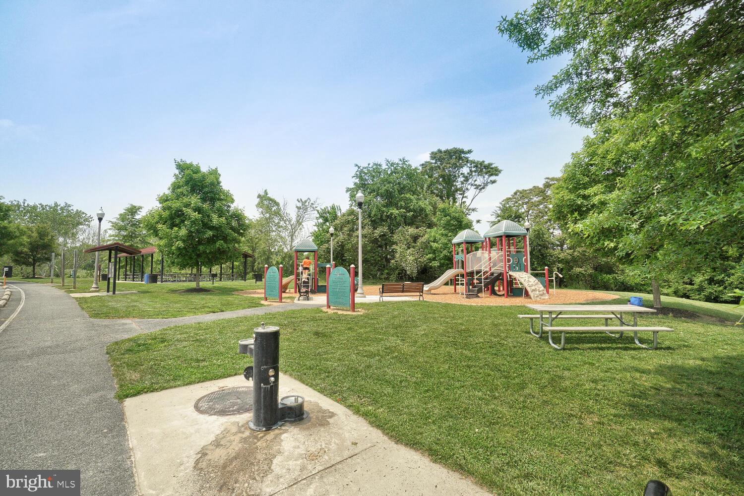 VILLAGES OF URBANA - Residential