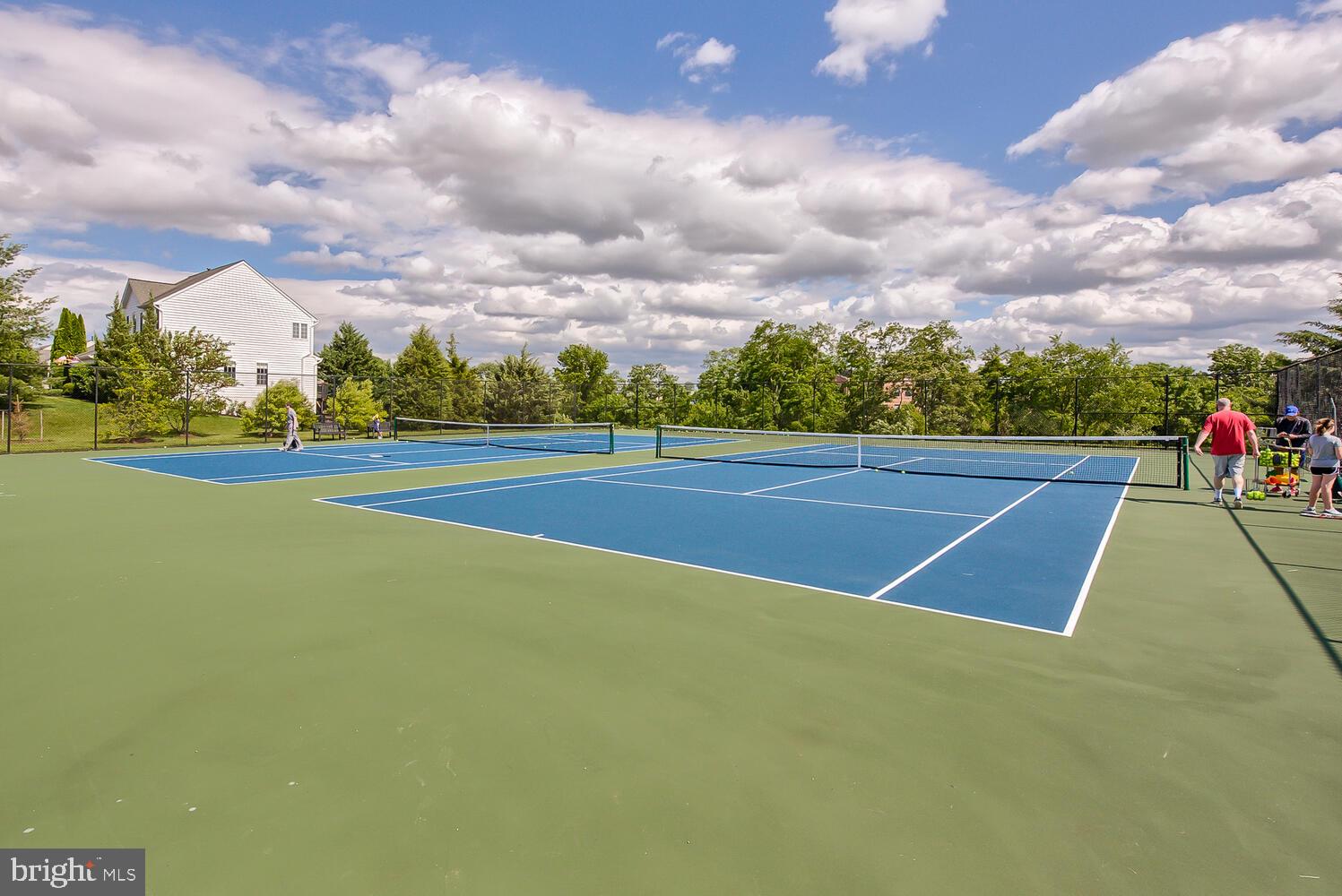 VILLAGES OF URBANA - Residential