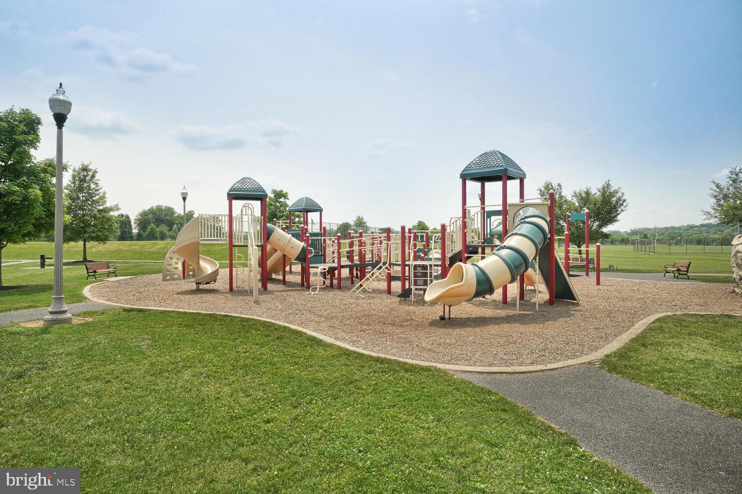 VILLAGES OF URBANA - Residential