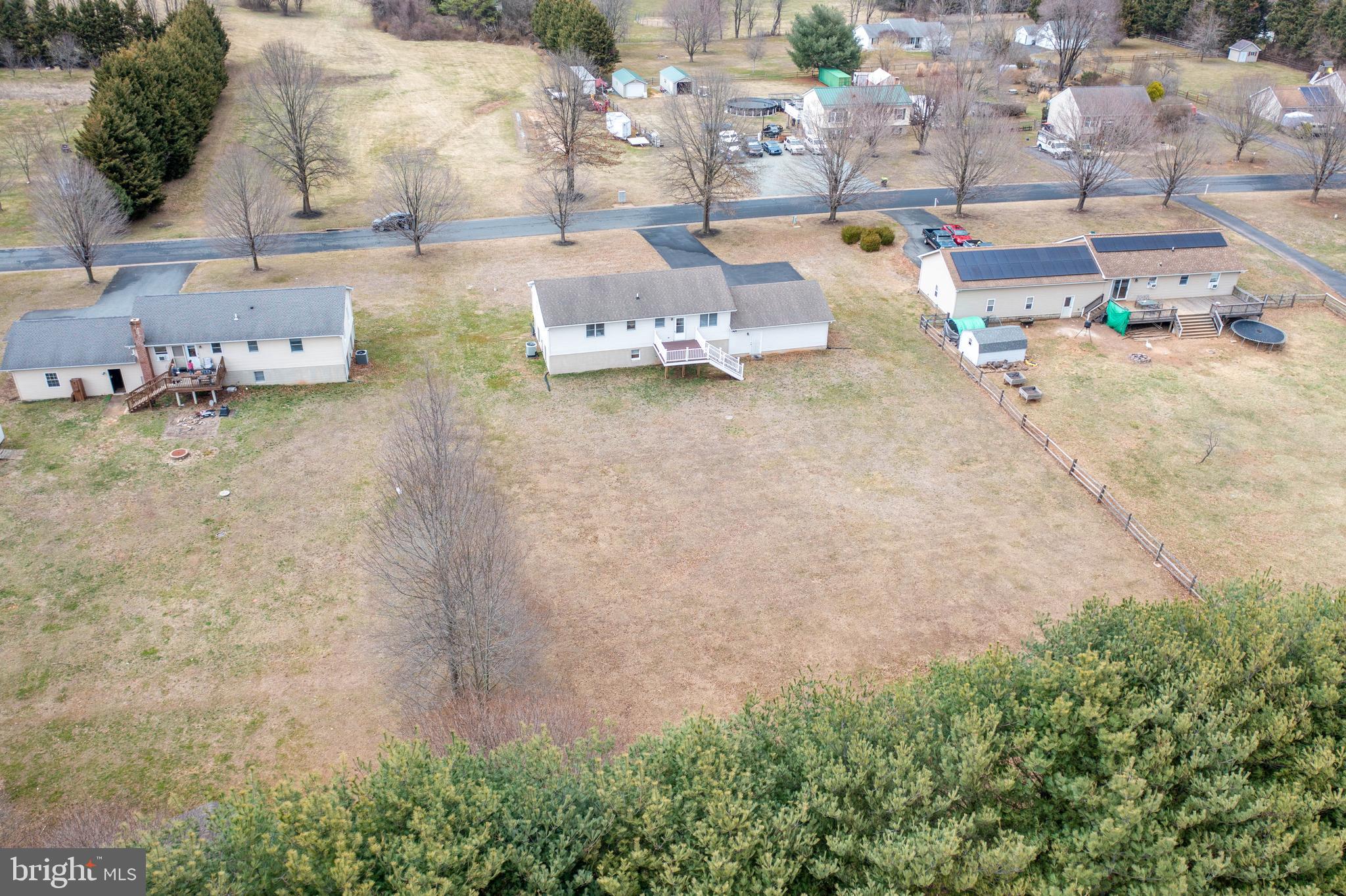 MONTGOMERYS INDEPENDENCE - Residential