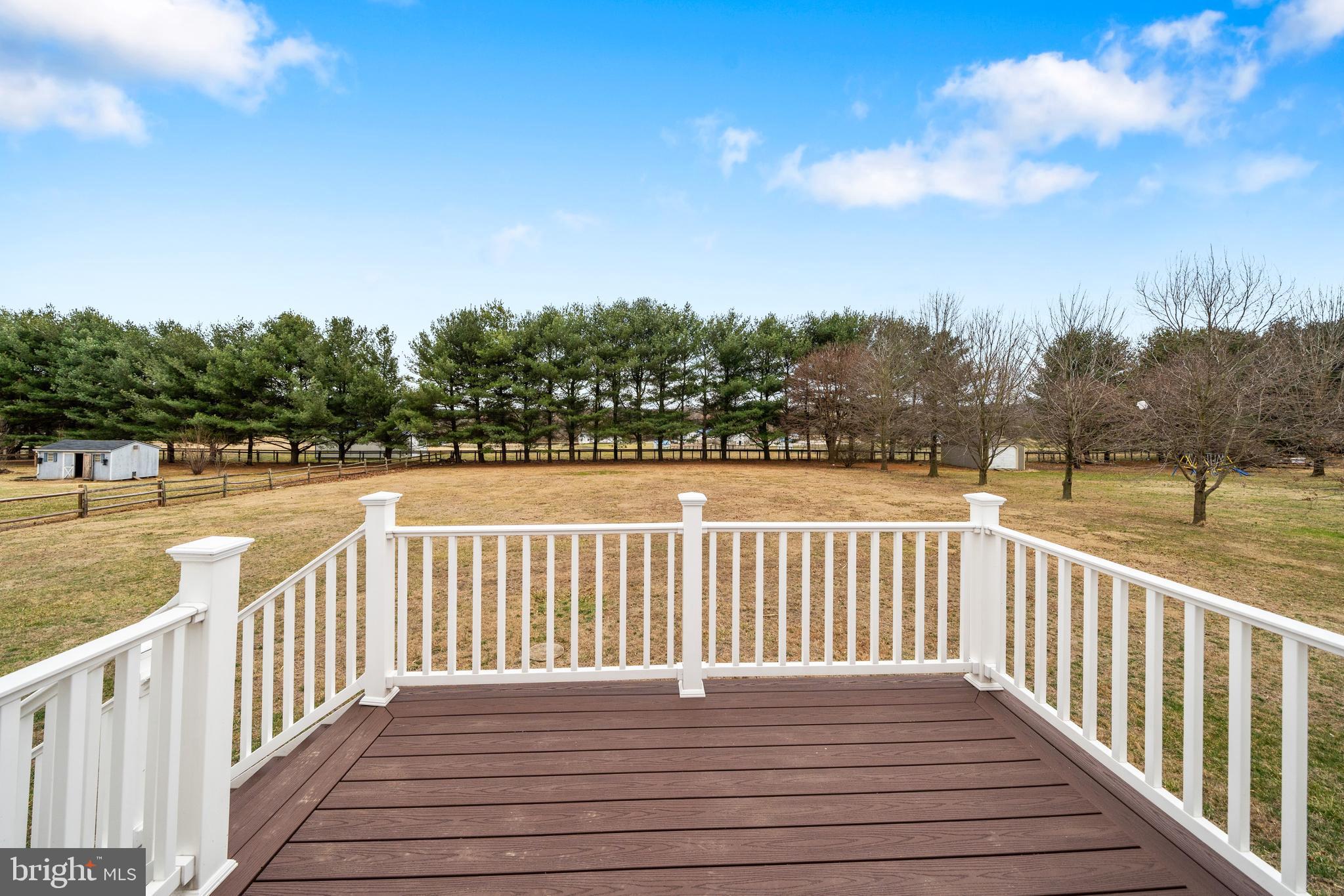 MONTGOMERYS INDEPENDENCE - Residential