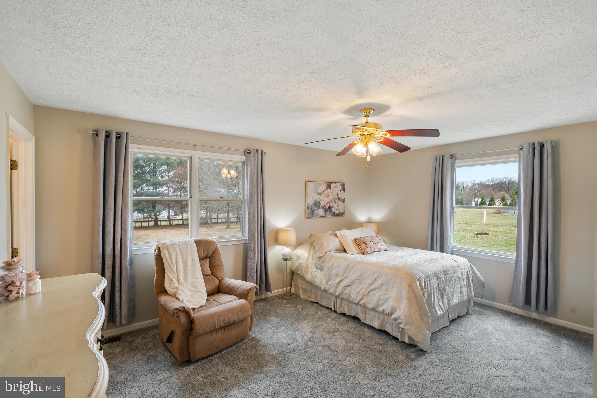 MONTGOMERYS INDEPENDENCE - Residential