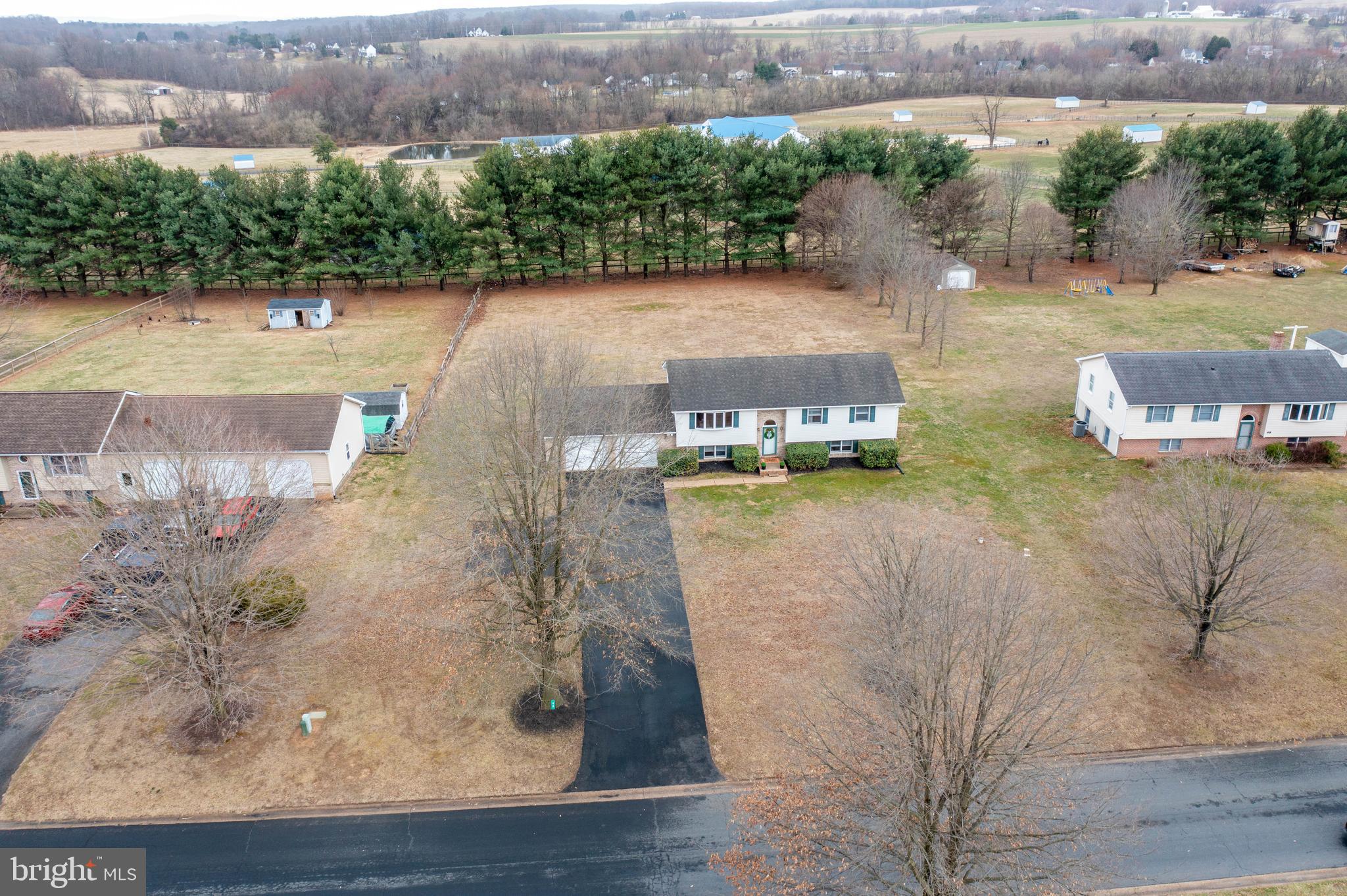 MONTGOMERYS INDEPENDENCE - Residential