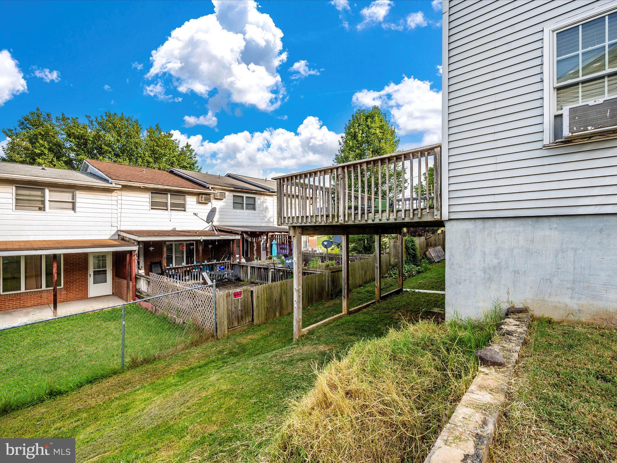 VALLEY VIEW - Residential