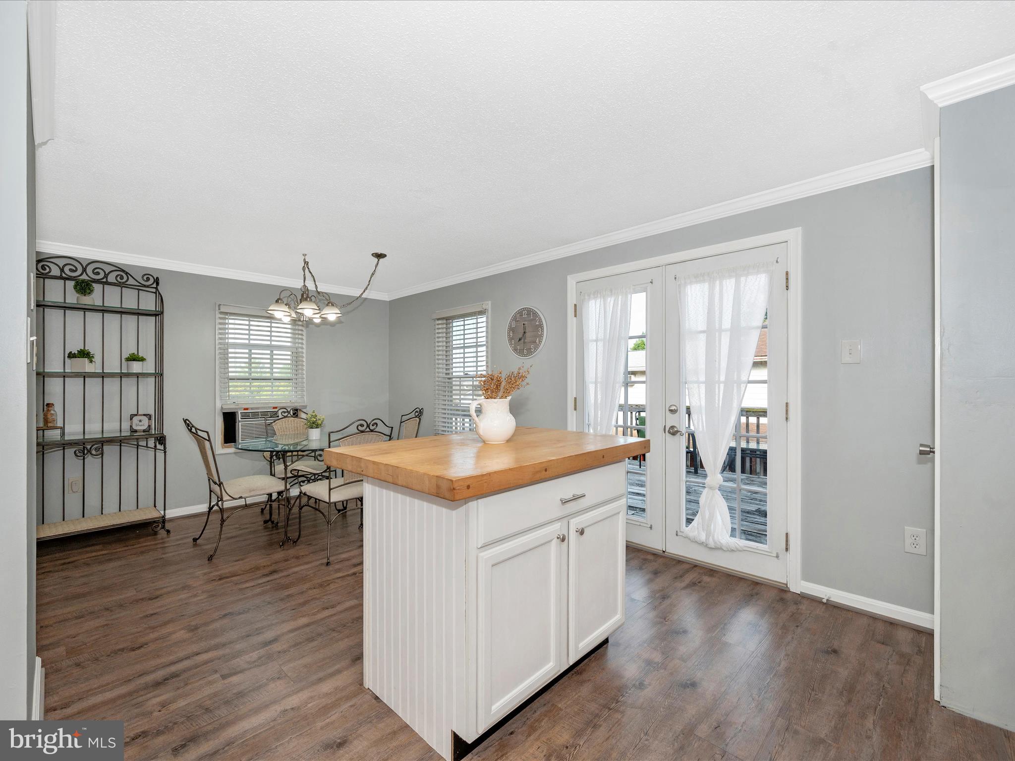 VALLEY VIEW - Residential