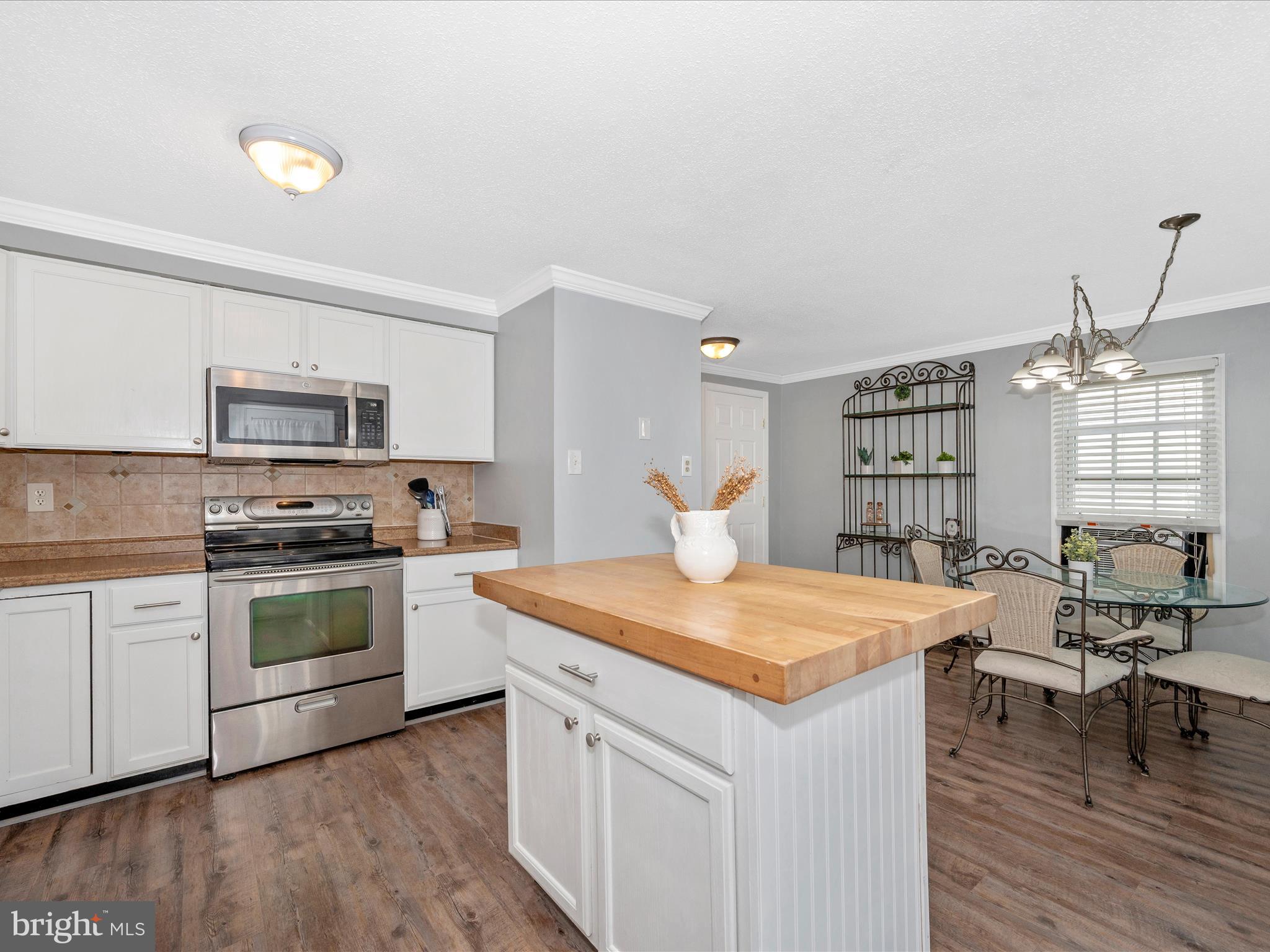 VALLEY VIEW - Residential