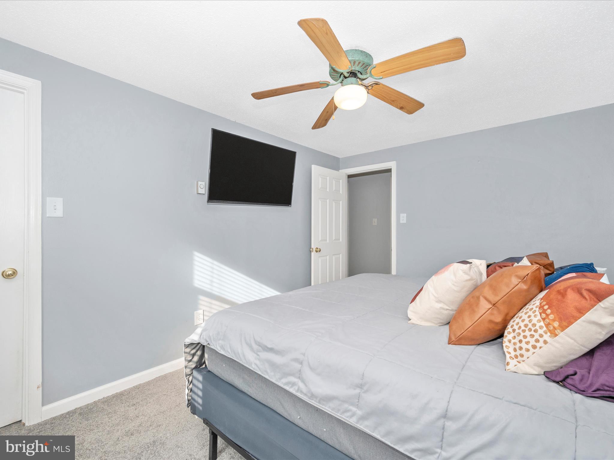 VALLEY VIEW - Residential