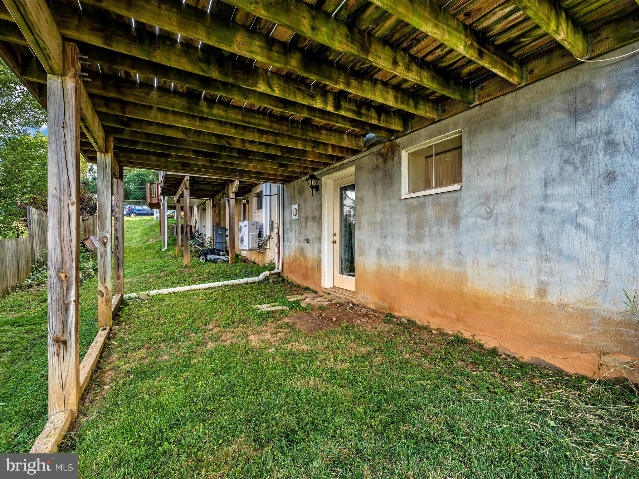 VALLEY VIEW - Residential