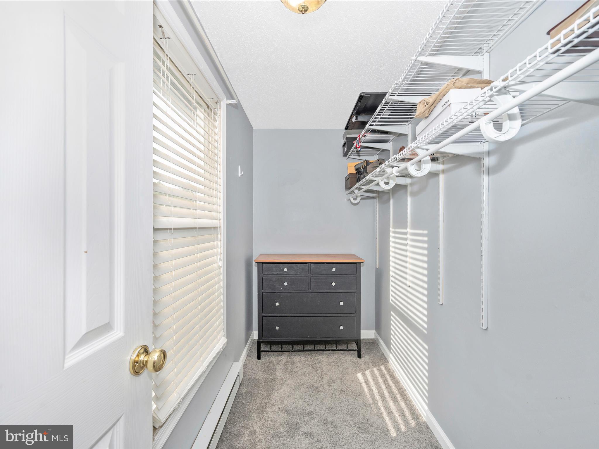 VALLEY VIEW - Residential