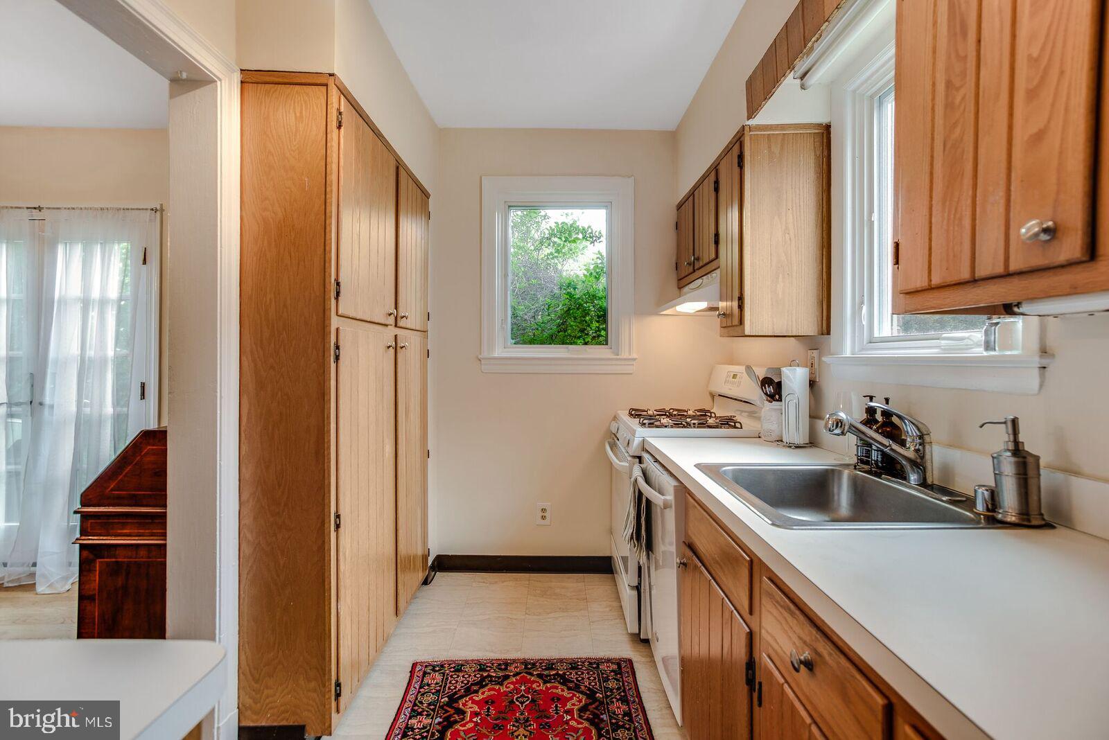 SACKS - Residential Lease