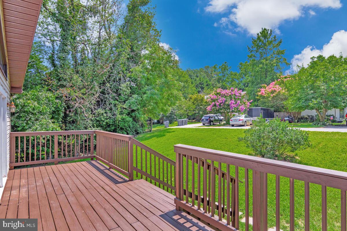 414 GROVER LANE