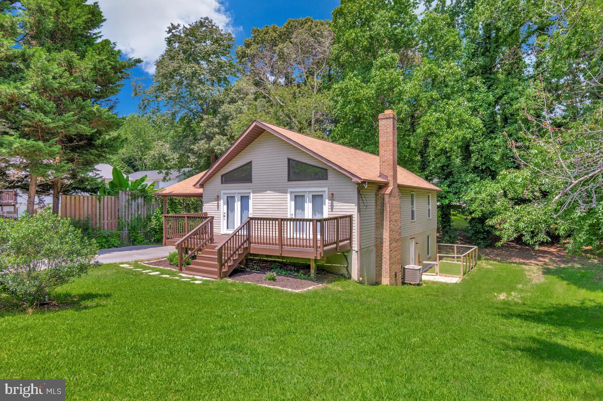 414 GROVER LANE