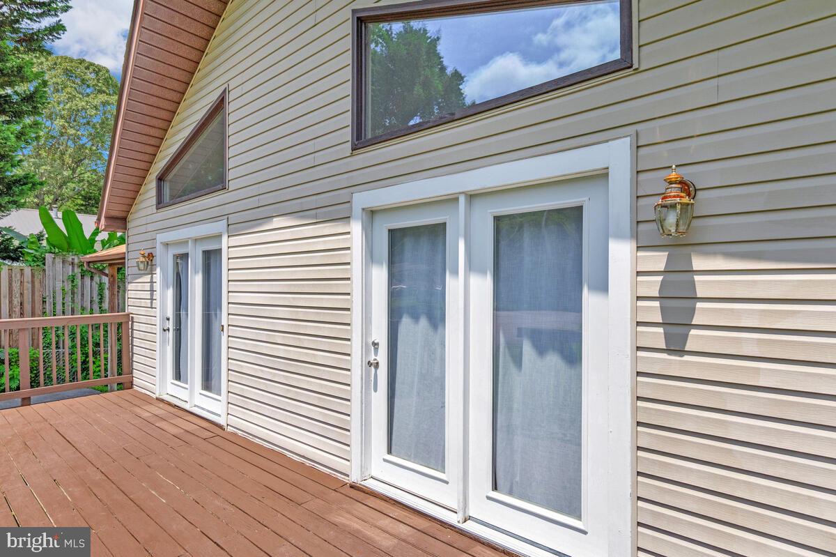 414 GROVER LANE