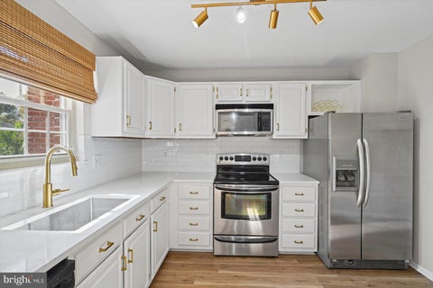 Townhouse For Rent - 13 Cross Falls Circle<br/> SPARKS GLENCOE, MD 21152