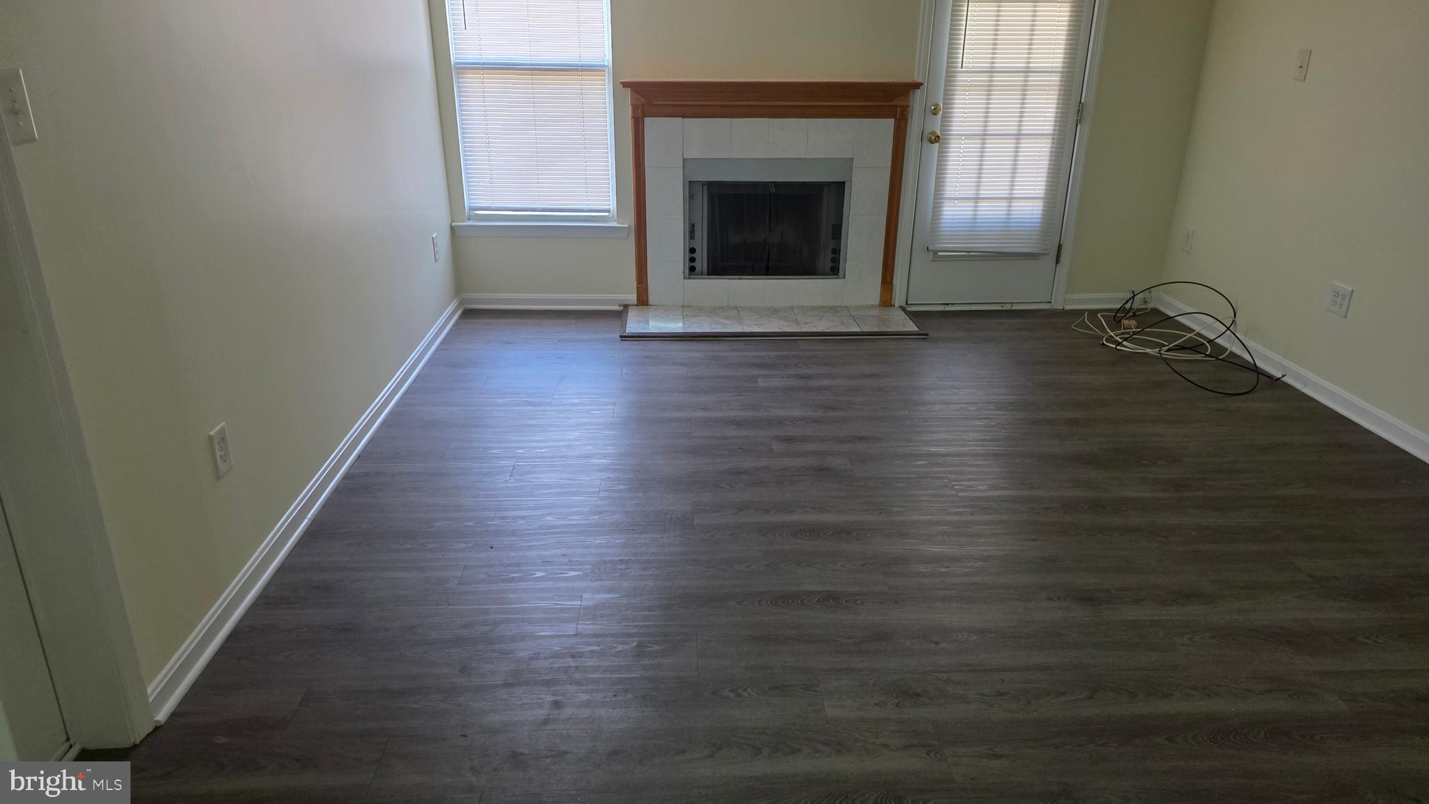 3933 GREENCASTLE ROAD 302