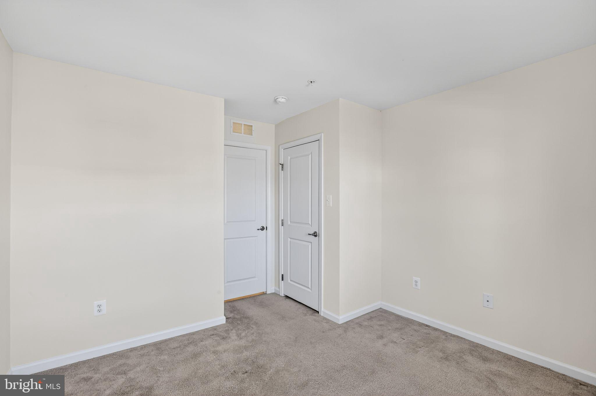 WESTCHESTER SQUARE - Residential Lease