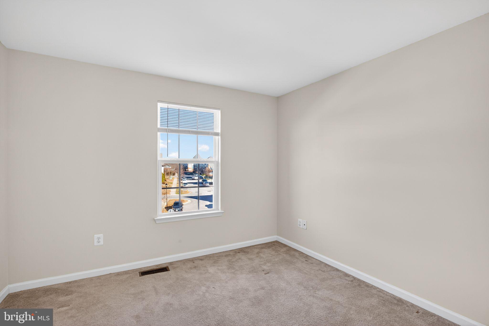 WESTCHESTER SQUARE - Residential Lease