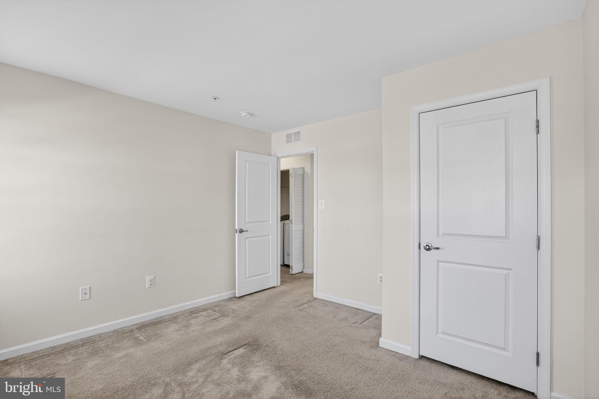 WESTCHESTER SQUARE - Residential Lease