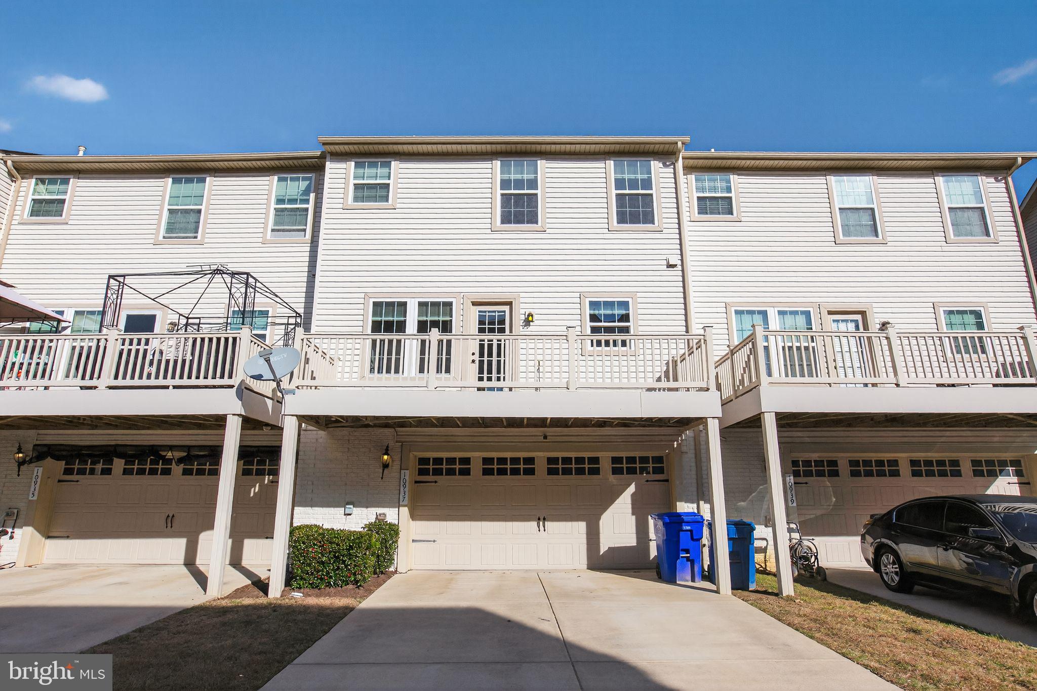 WESTCHESTER SQUARE - Residential Lease