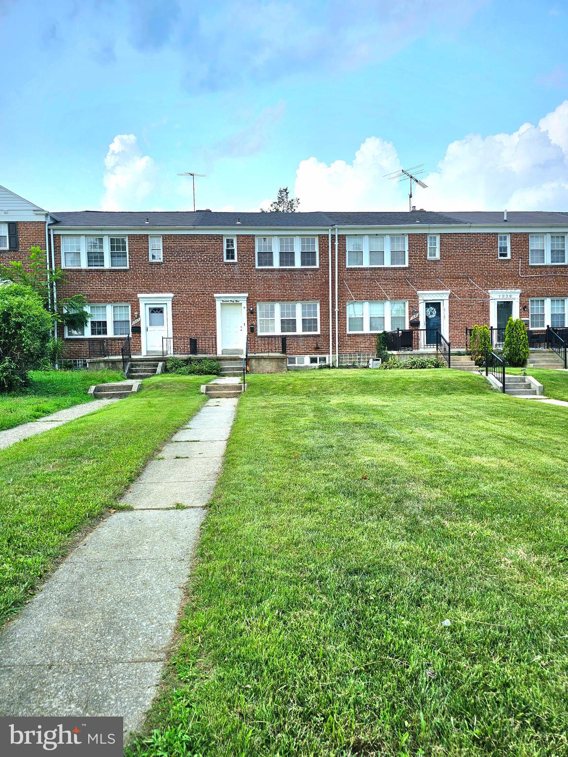 1943 EDGEWOOD ROAD