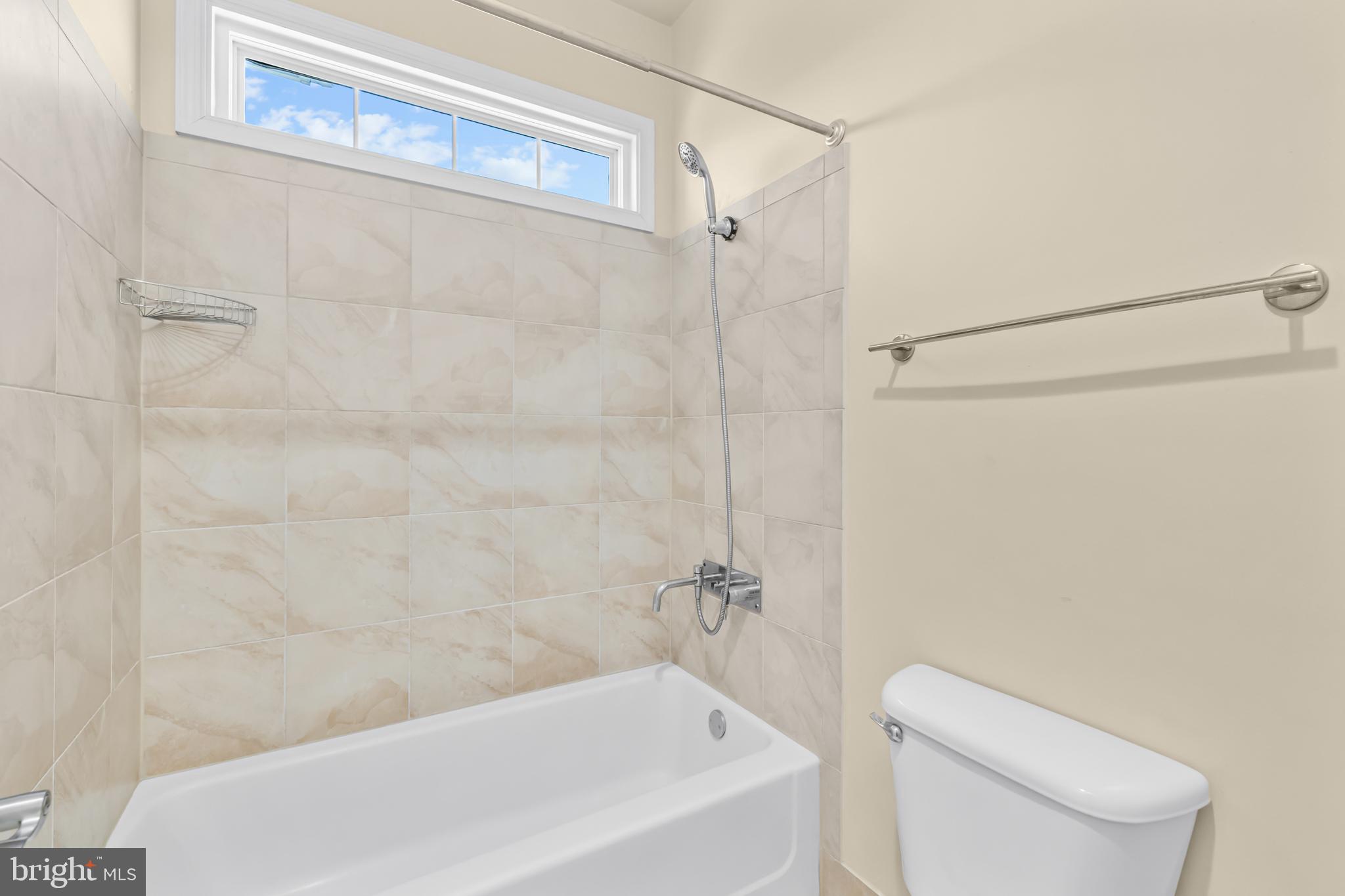 JOHN LEARY - Residential