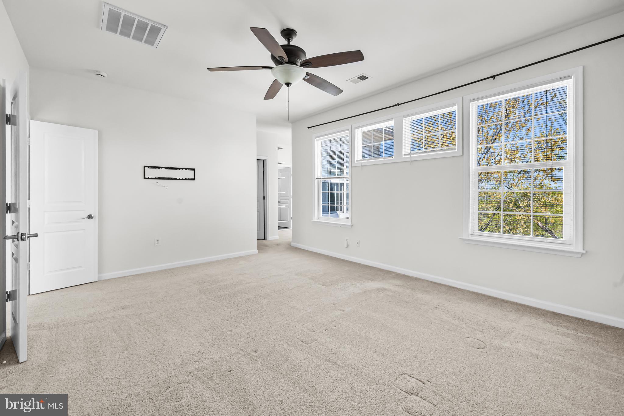 JOHN LEARY - Residential