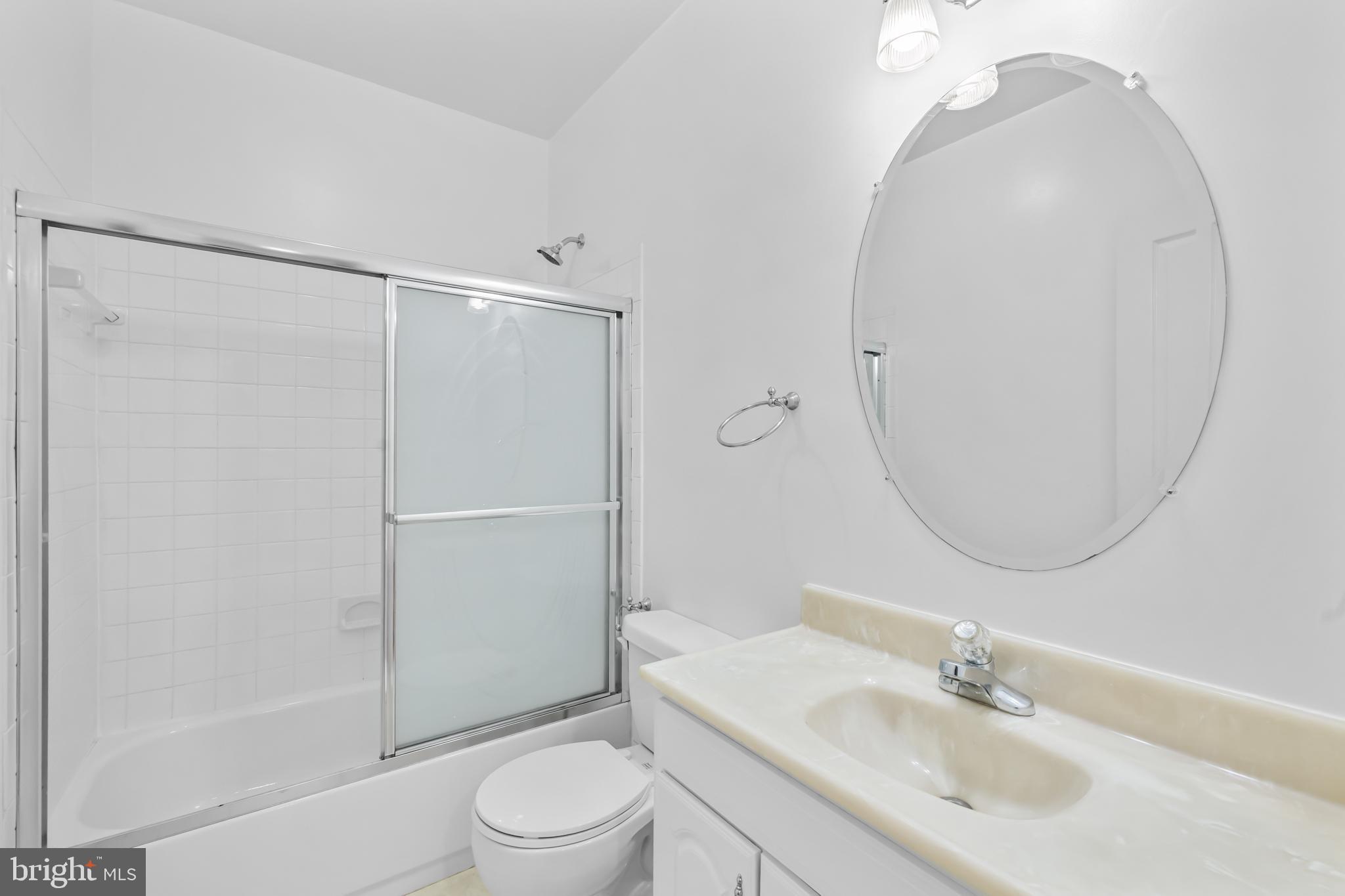 JOHN LEARY - Residential