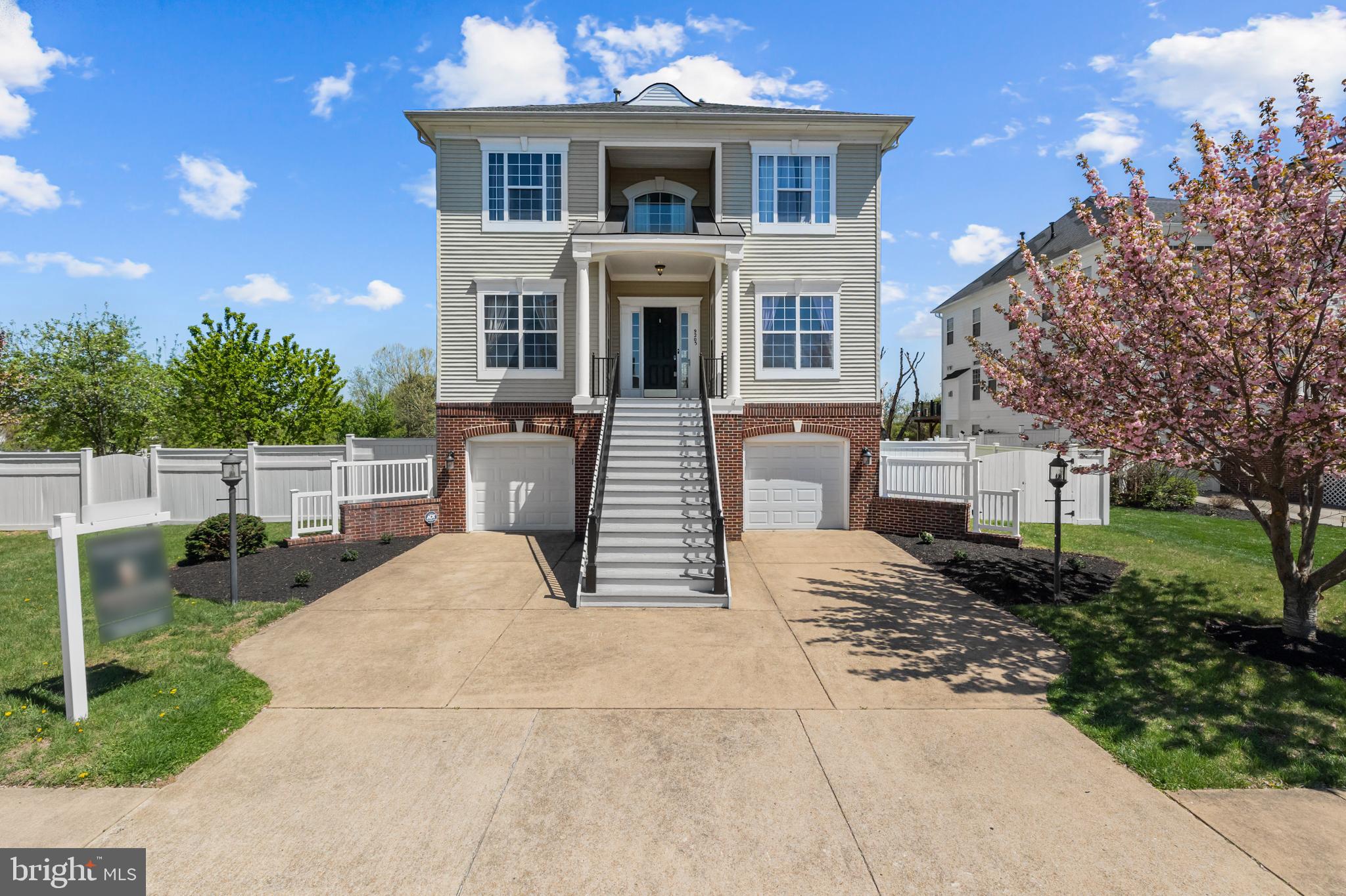 JOHN LEARY - Residential