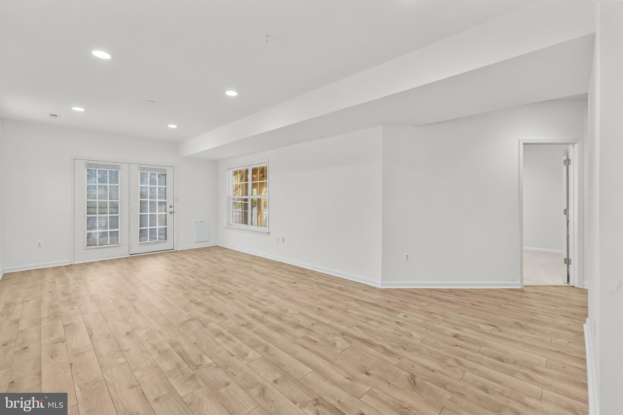 JOHN LEARY - Residential