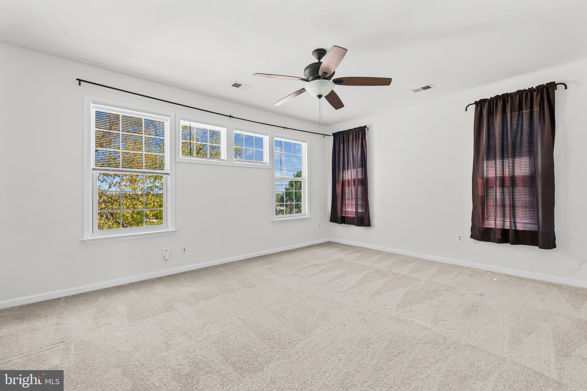 JOHN LEARY - Residential