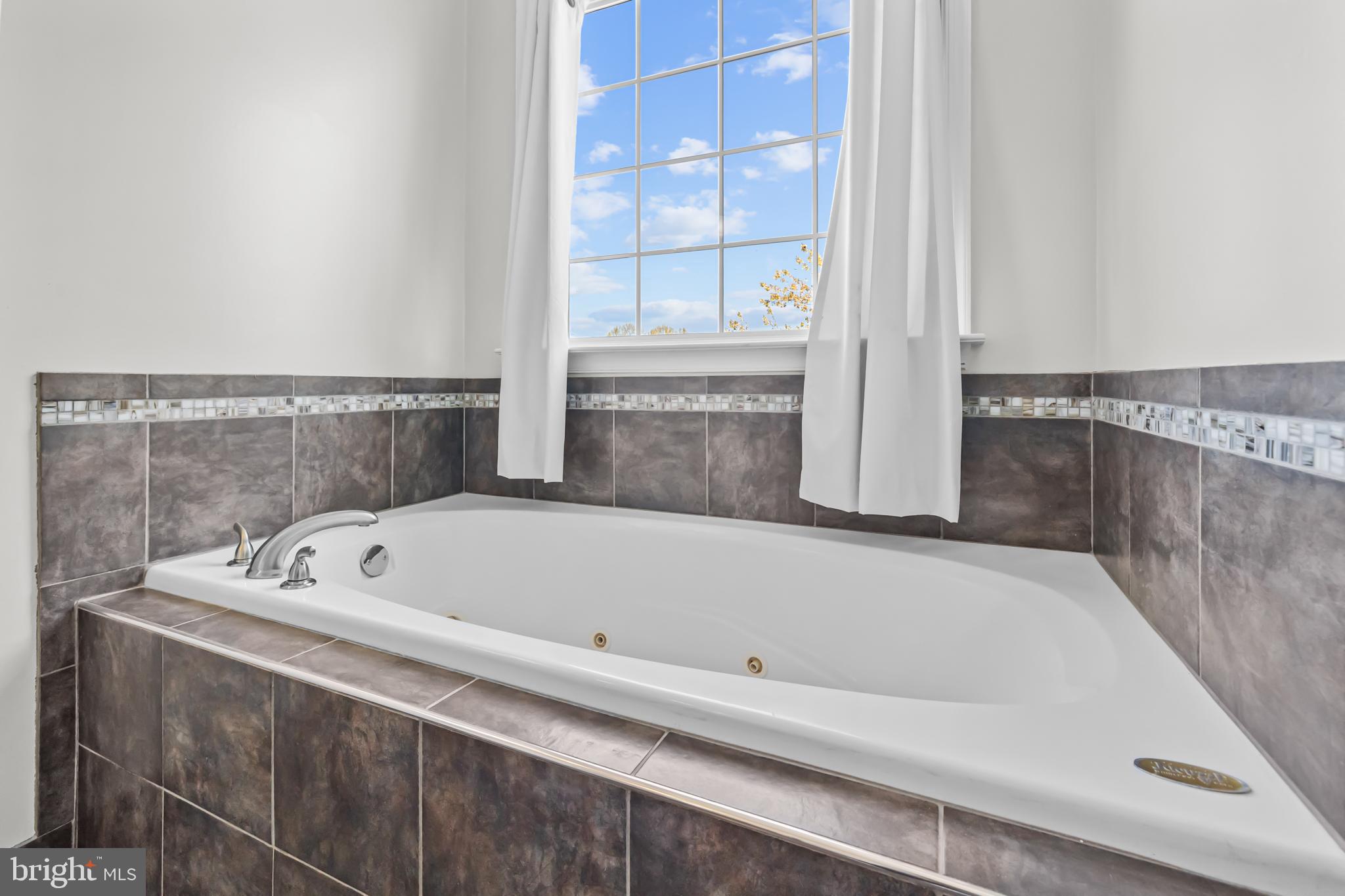 JOHN LEARY - Residential