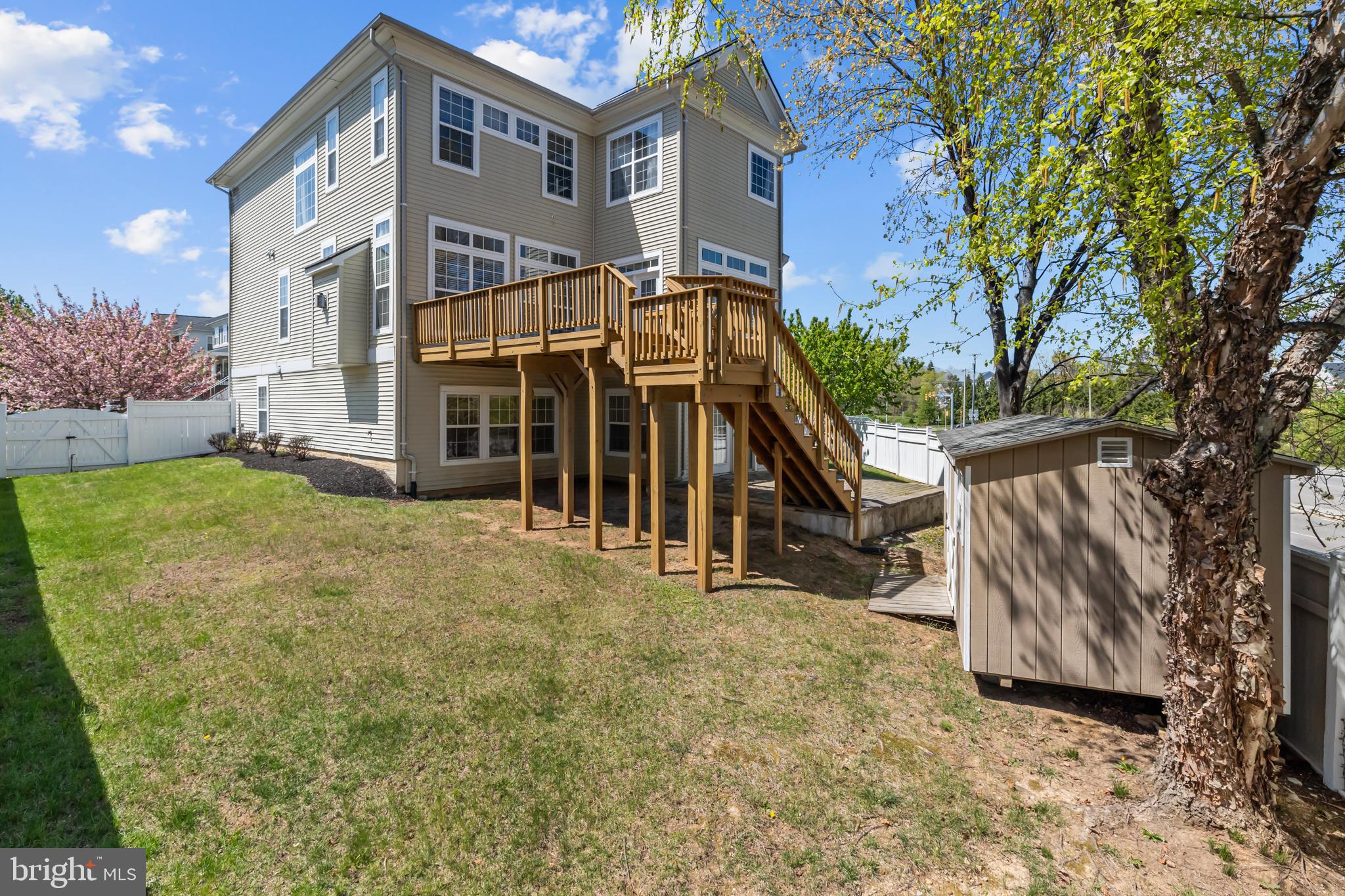 JOHN LEARY - Residential