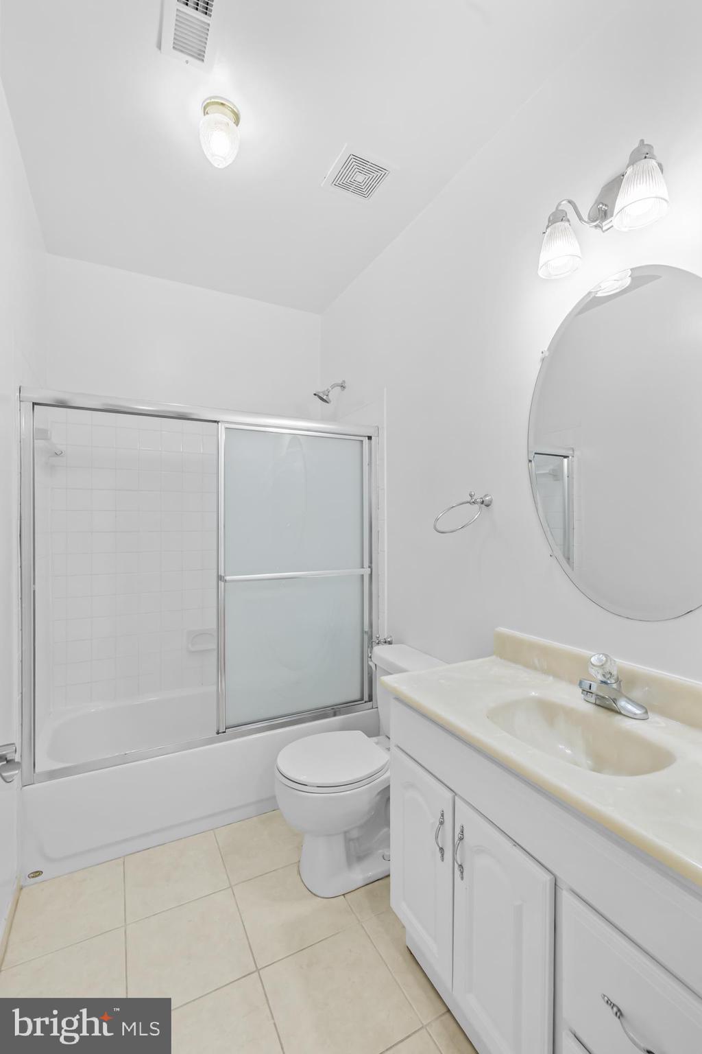 JOHN LEARY - Residential