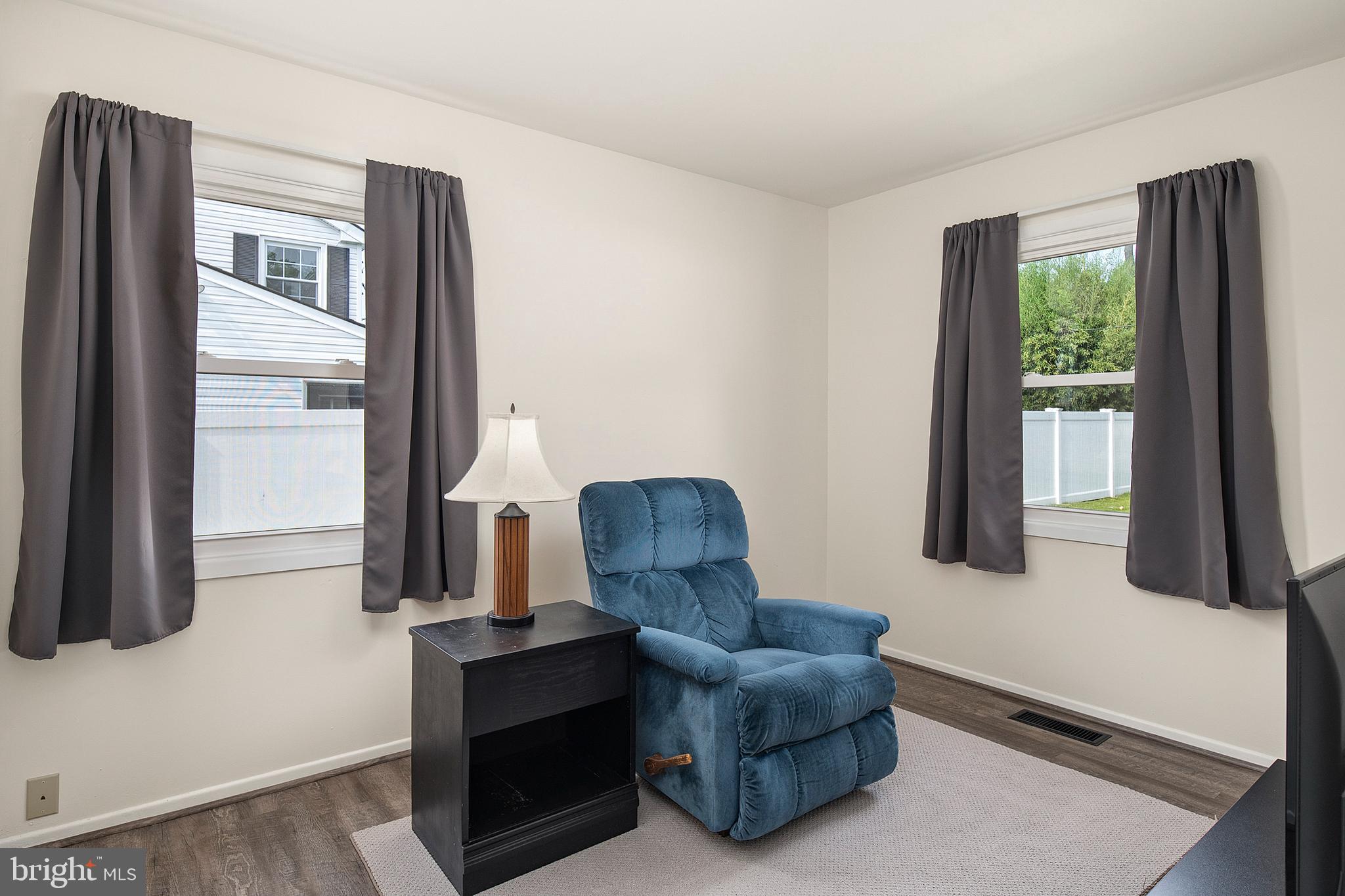 TULIP GROVE - Residential