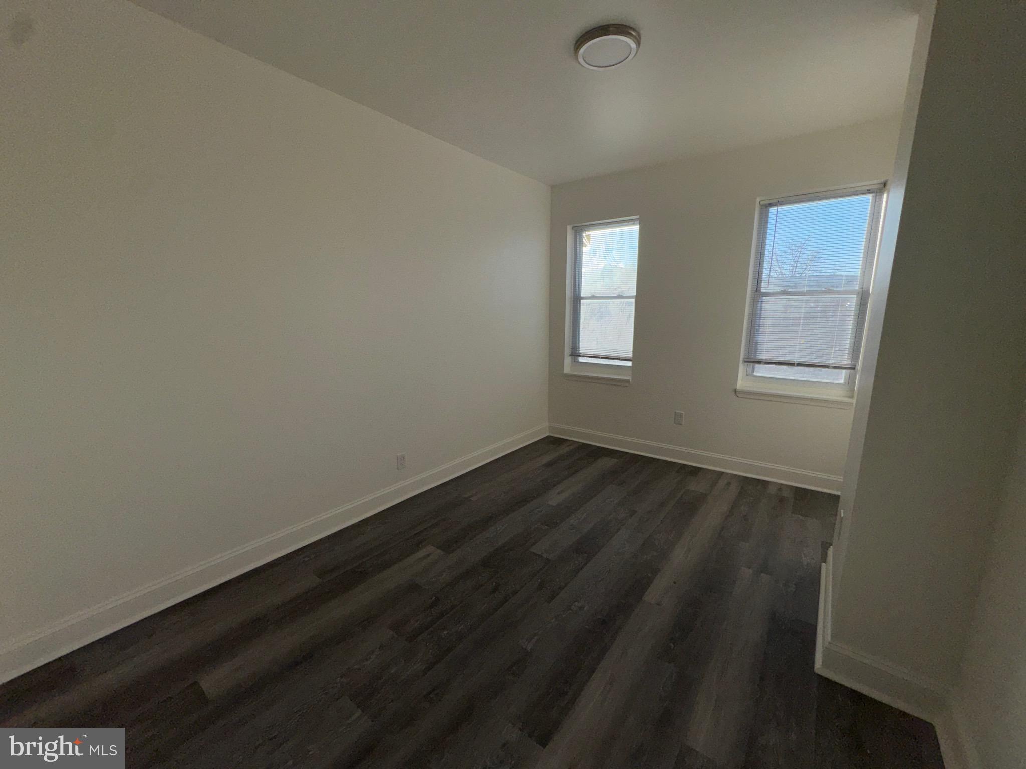 SANDTOWN-WINCHESTER - Residential