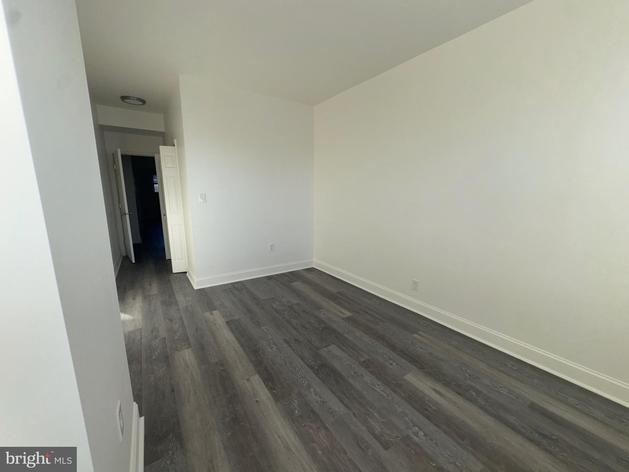 SANDTOWN-WINCHESTER - Residential