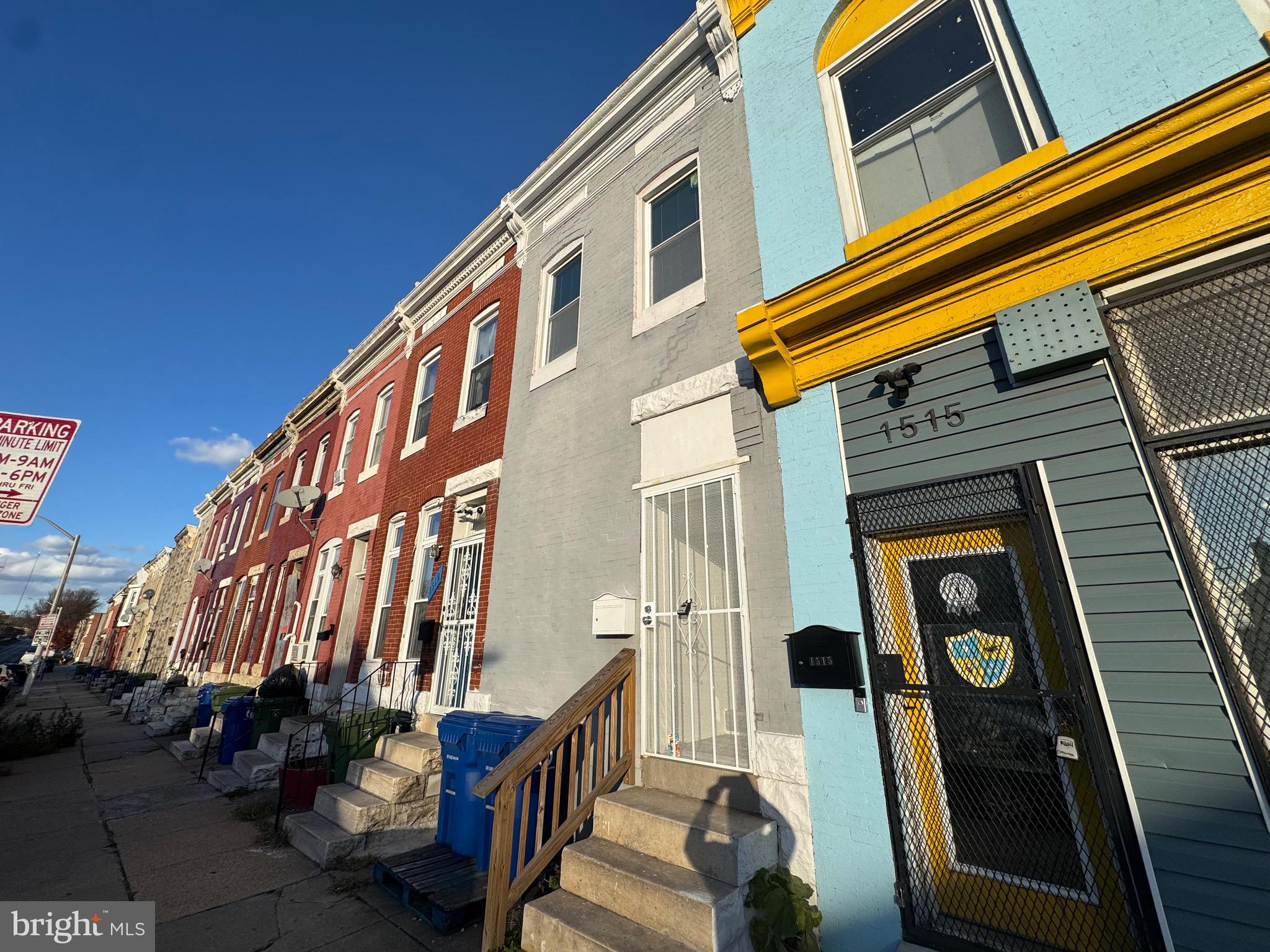 SANDTOWN-WINCHESTER - Residential