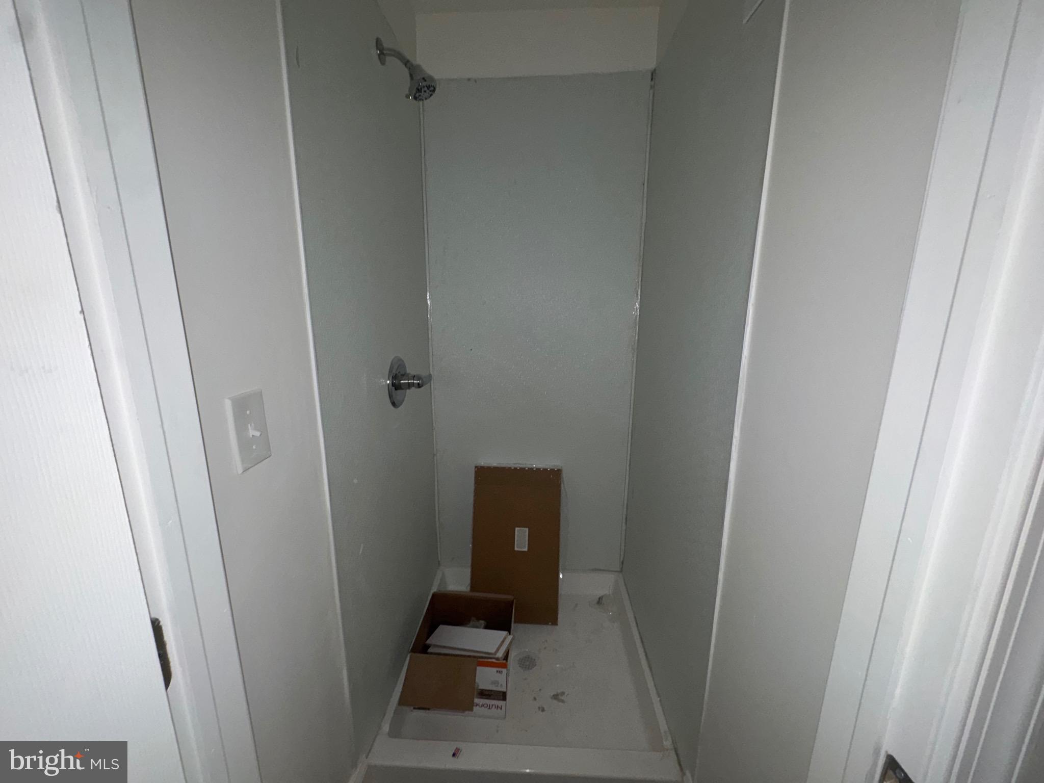 SANDTOWN-WINCHESTER - Residential