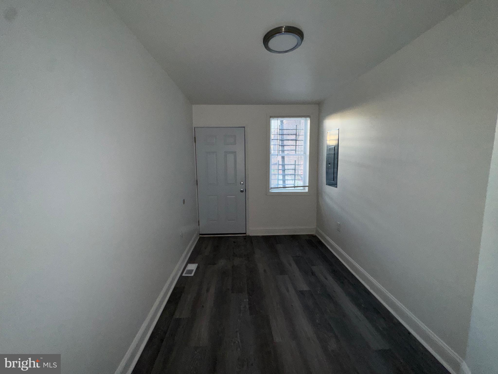 SANDTOWN-WINCHESTER - Residential