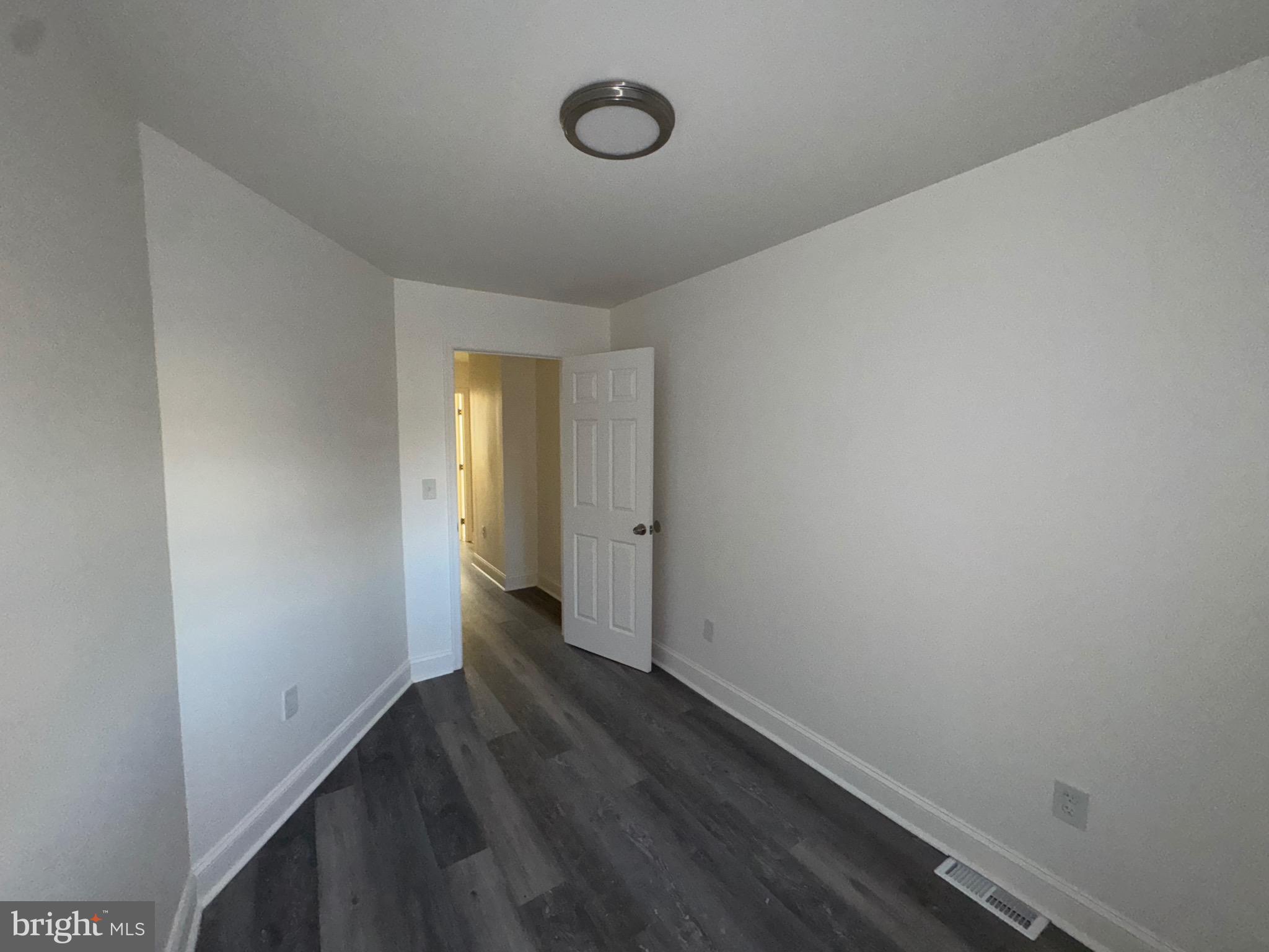 SANDTOWN-WINCHESTER - Residential