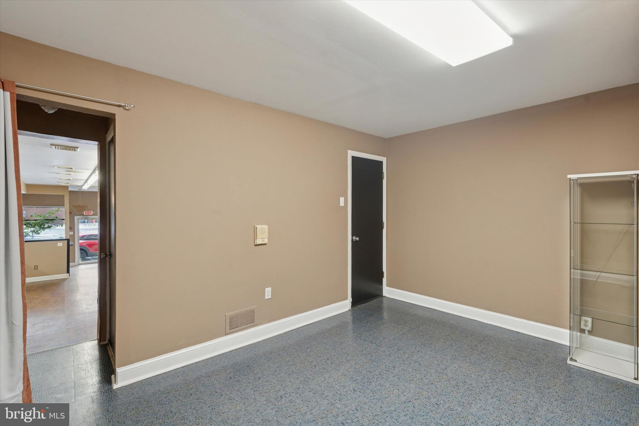 FRANCISVILLE - Commercial Sale