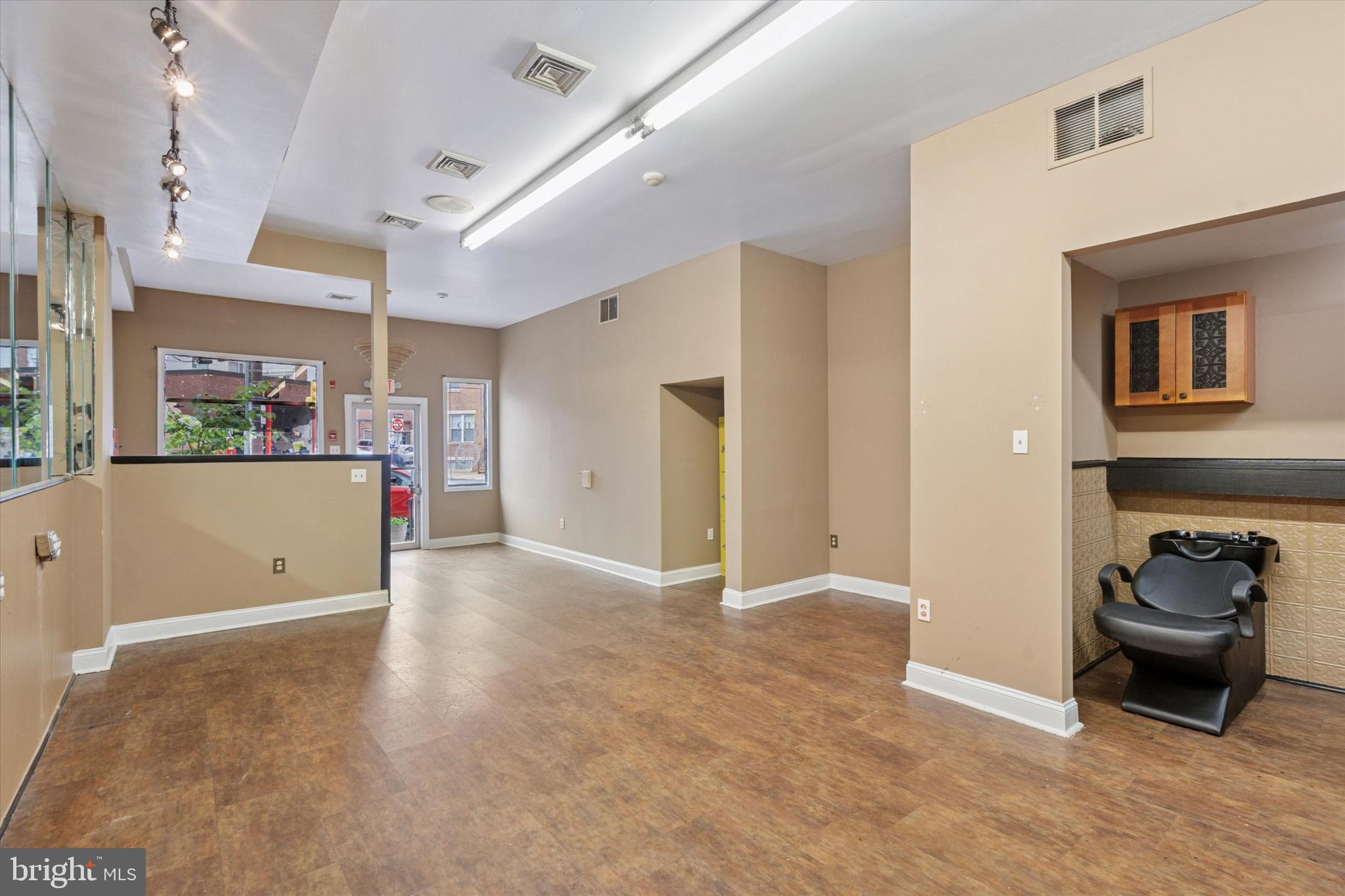 FRANCISVILLE - Commercial Sale