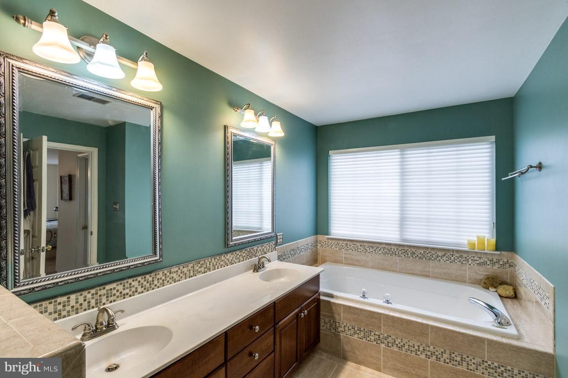 KINGSBROOKE - Residential