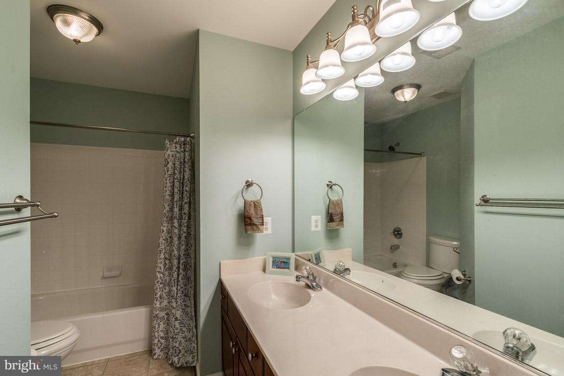 KINGSBROOKE - Residential