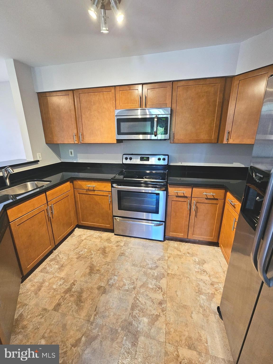 7928 MAYFAIR CIRCLE 7928