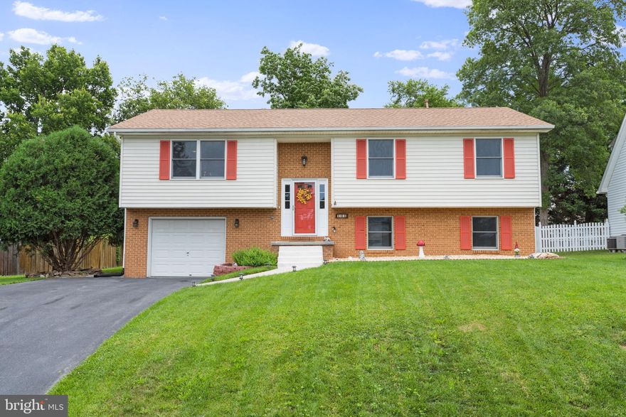 Please wear a face mask when previewing this home.   Lovely 2-level Split-foyer Single Family home with 1-car garage. Total of 4 bedrooms and 3 full baths… Upper level with 3 spacious bedrooms and 2 full baths. Wood floors throughout. Upgraded kitchen with a good-sized island, granite countertops, white cabinetry, and stainless-steel appliances. Lower level with 1 bedroom and 1 full bath. Family room with nice built-ins and a gas fireplace. All bathrooms are newly upgraded, including the NEW luxury master’s bathroom on the main level… Enjoy the outdoors on your large deck and spacious backyard! Interior freshly painted. Other upgrades within the last year: HVAC, Water Heater, Washer & Dryer, All kitchen appliances. The solo standing cabinet in the master bathroom does NOT covey. 

This is a move-in ready home waiting to be yours!

Close to Rt50, Rt7, I-81, schools, shopping, and more!